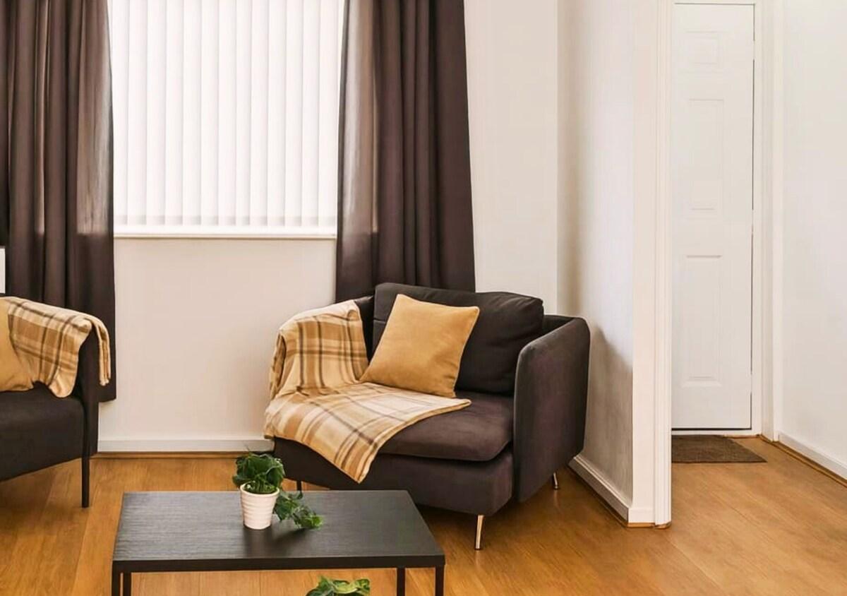 Matchday Mile House | Walk to Anfield, sleeps 8