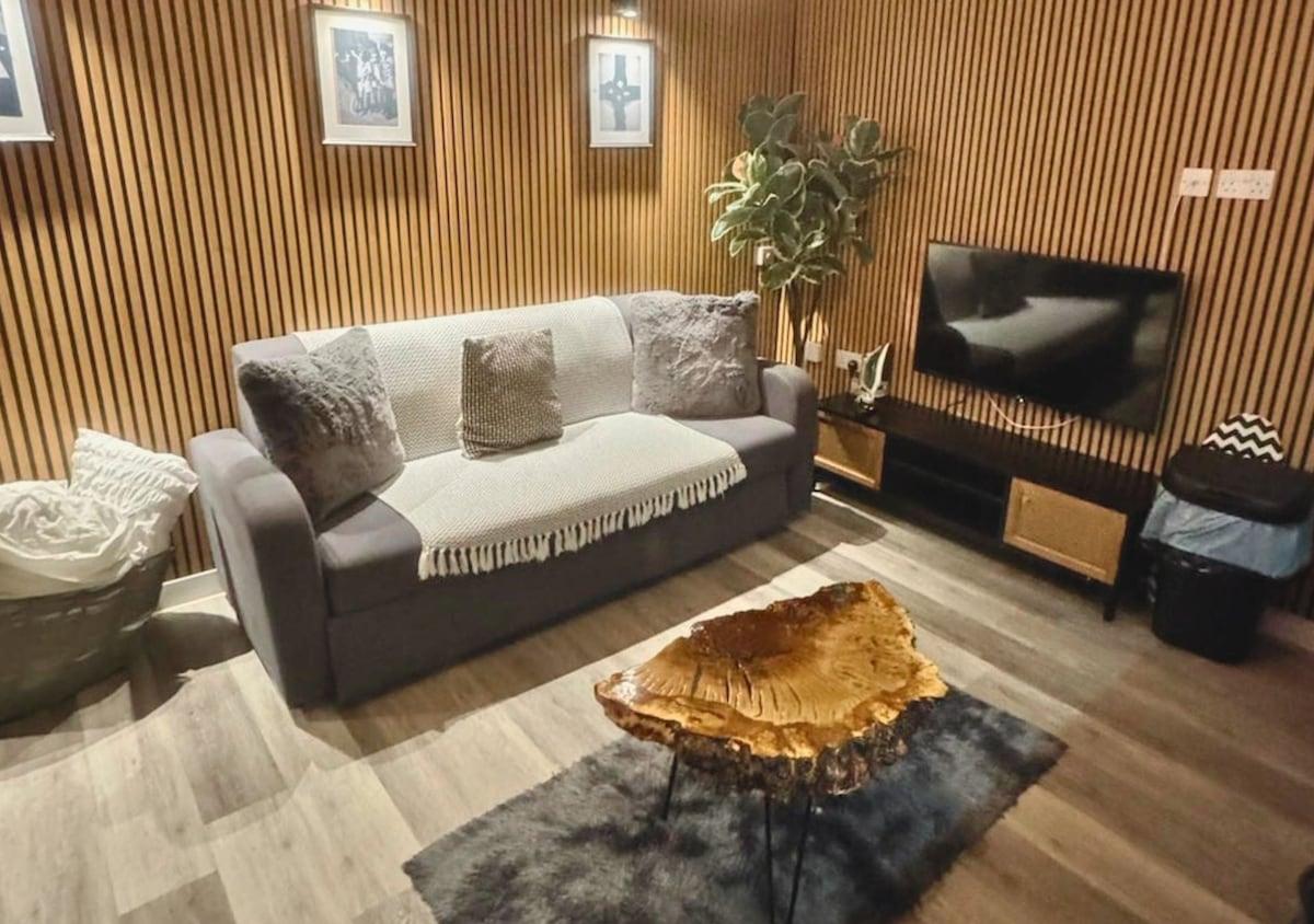Manhattan Suites | Near Liverpool ONE, sleeps 42