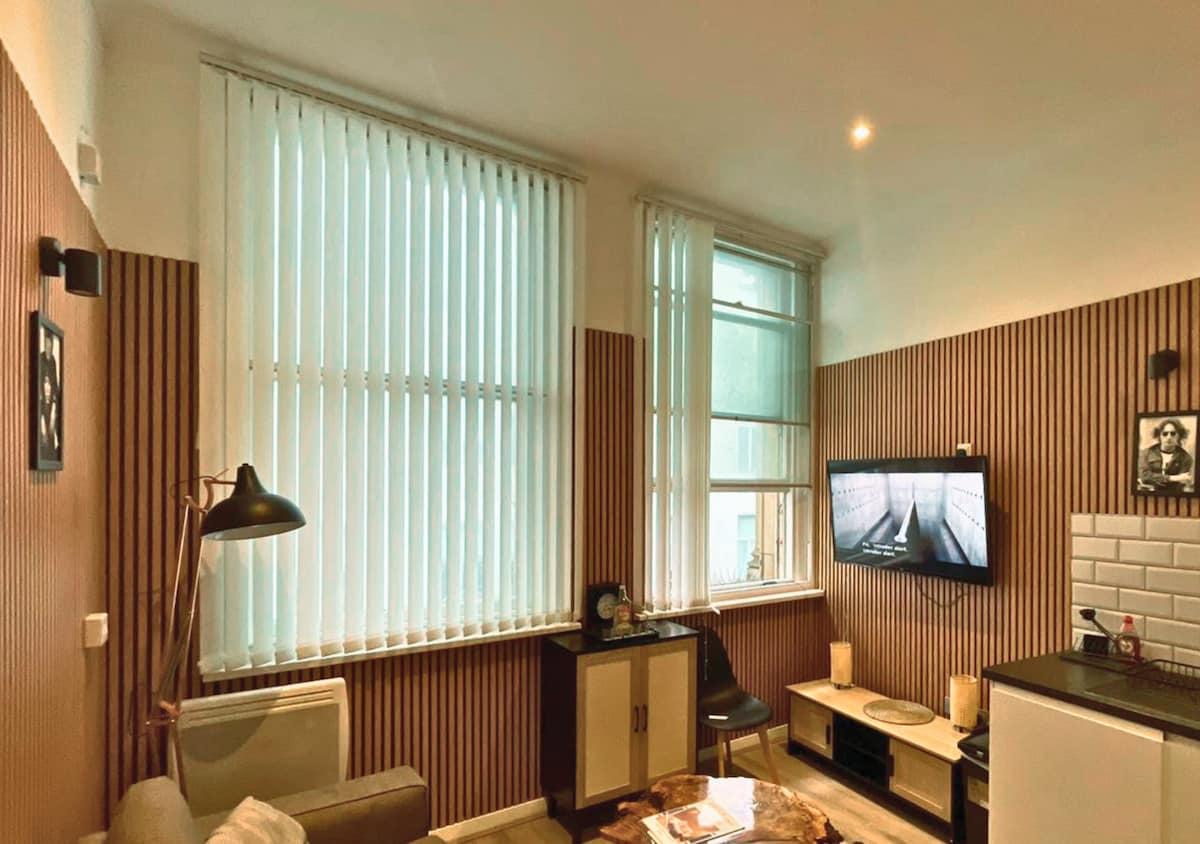 Heritage Bank Liverpool | Near Cavern, sleeps 32