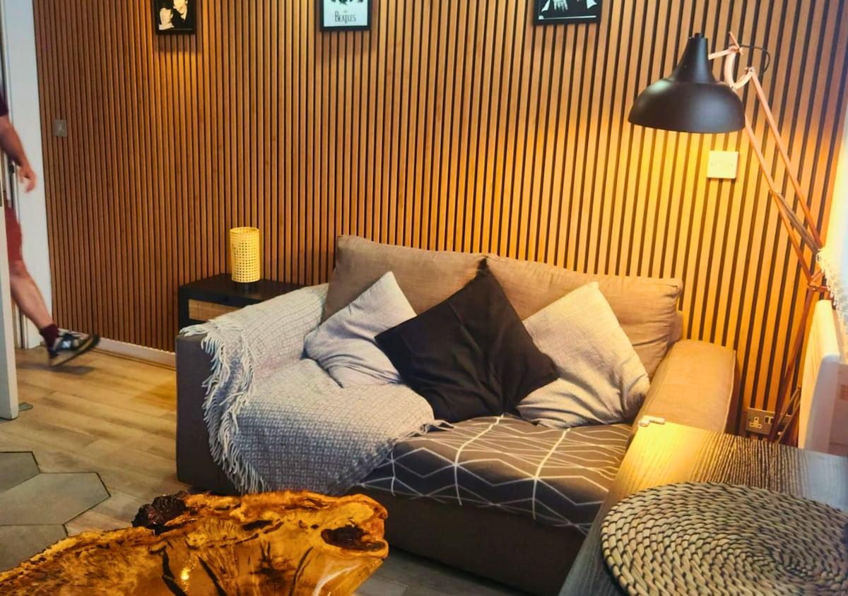 Heritage Bank Liverpool | Near Cavern, sleeps 35