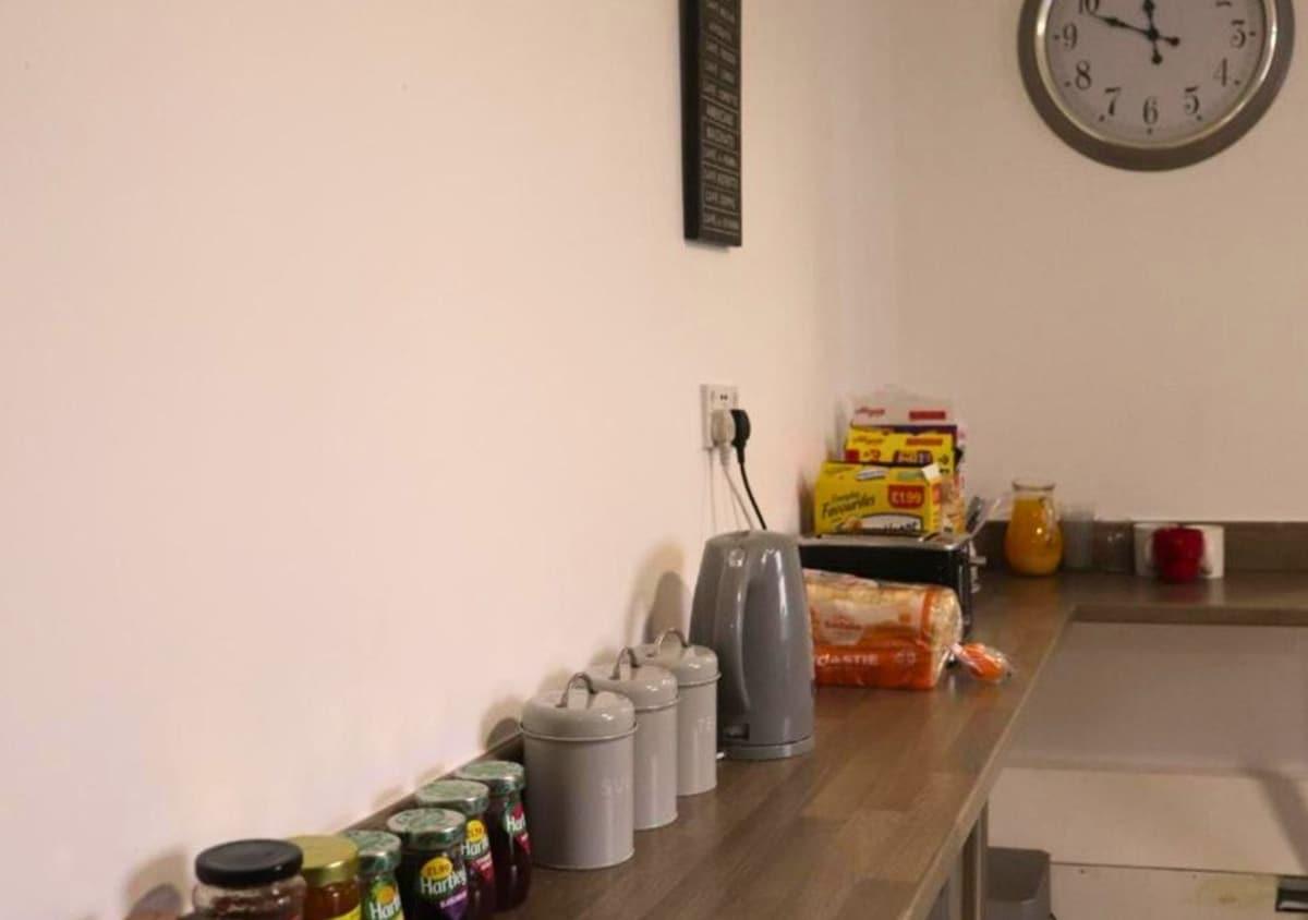 Kop View Rooms | Steps to Anfield – Ensuite Rooms2