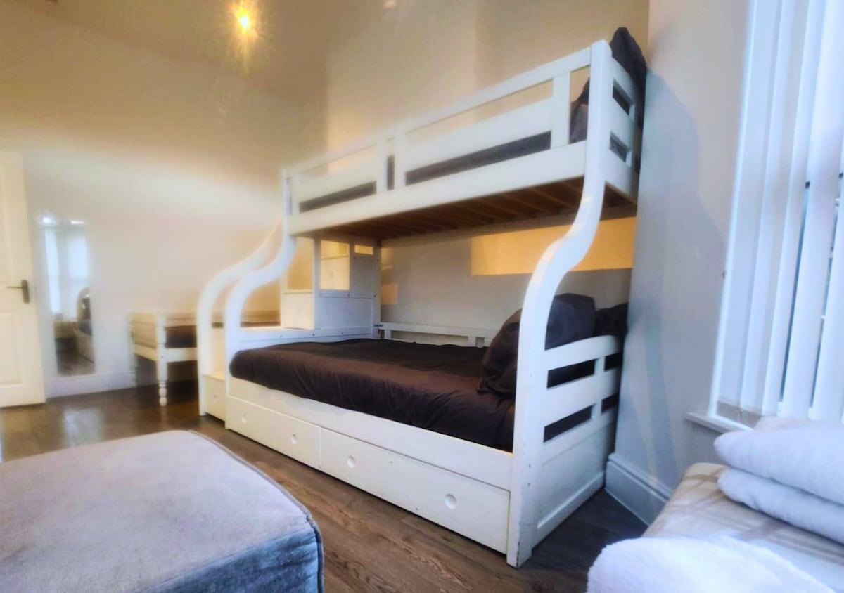 Kop View Rooms | Steps to Anfield – Ensuite Rooms5