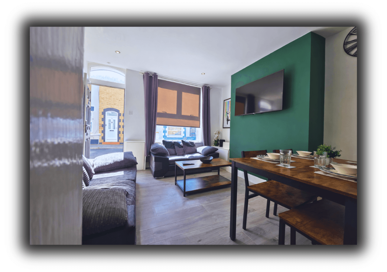 Pitchside Quarters | Near Anfield, sleeps 76